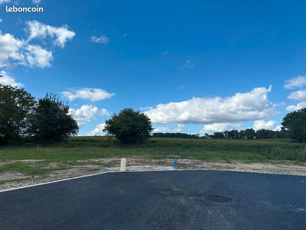 Terrain 310 m² Le Barp