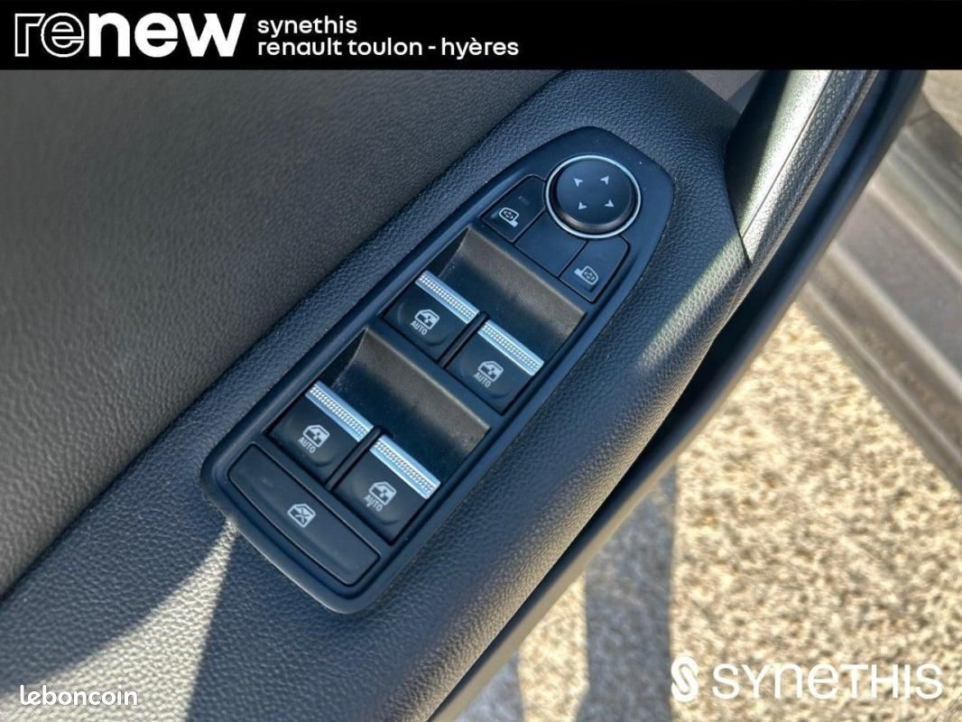 Renault Captur E-Tech 145 - 21 Intens (image 11)