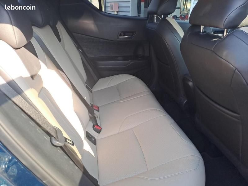 Toyota C-HR 2.0 Hybride 184ch Collection E-CVT (image 16)