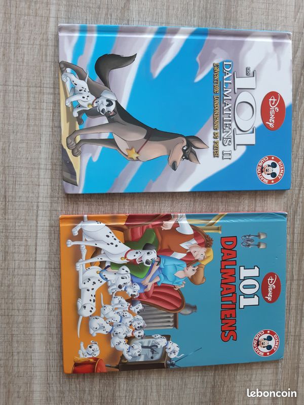 Lot de 2 livres Disney " les 101 dalmatiens " (image 1)