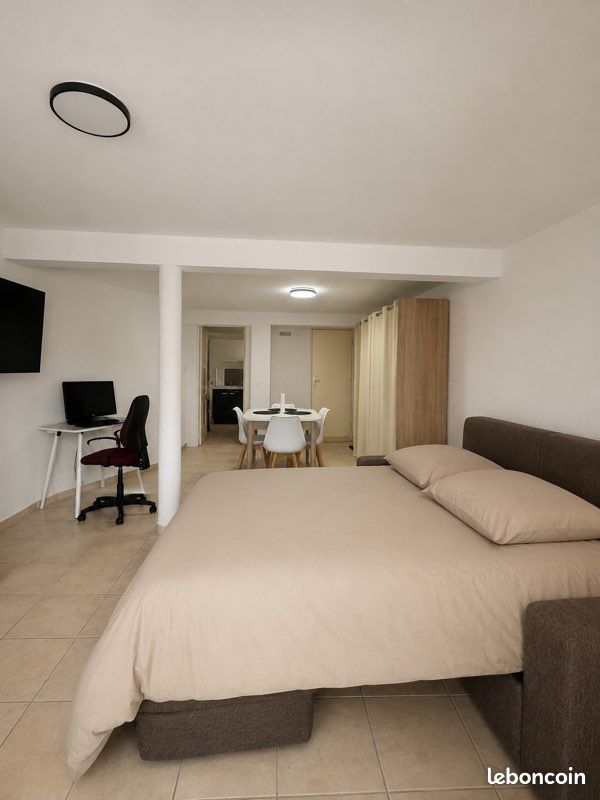 Appartement 1 pièce 45 m² · à Codolet · 45 m² · 700 €