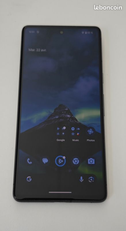 Google Pixel 7 - 256 Go - Noir - Très bon état (image 1)