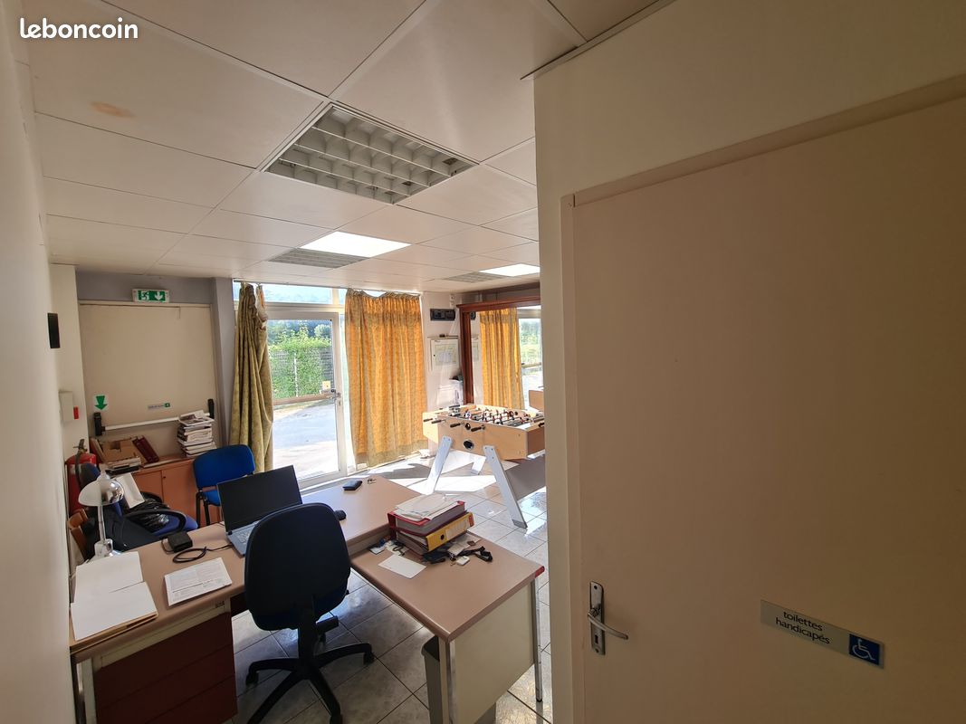 Local bureau 35m2 (image 2)