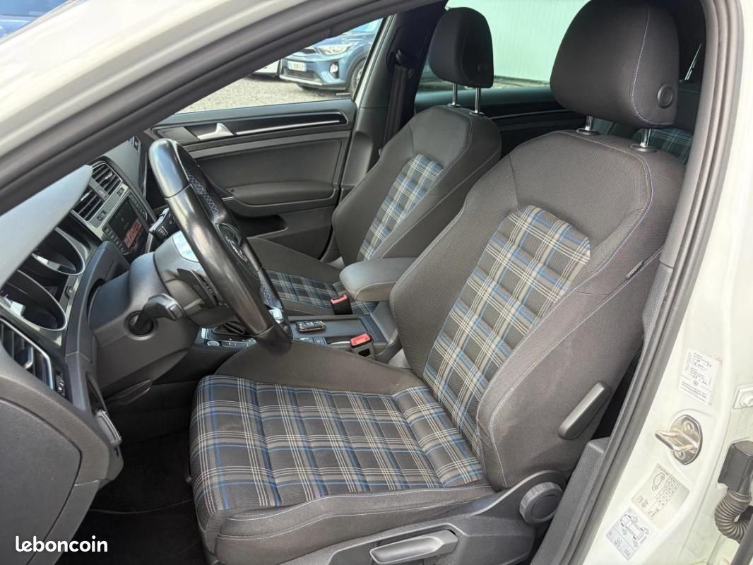 Volkswagen Golf 1.4 TSI GTE 204H 150 HYBRID PHEV 13KWH DSG BVA (image 16)