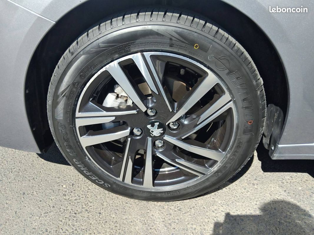 PEUGEOT 208 PureTech 100 S&S BVM6 Active (image 11)