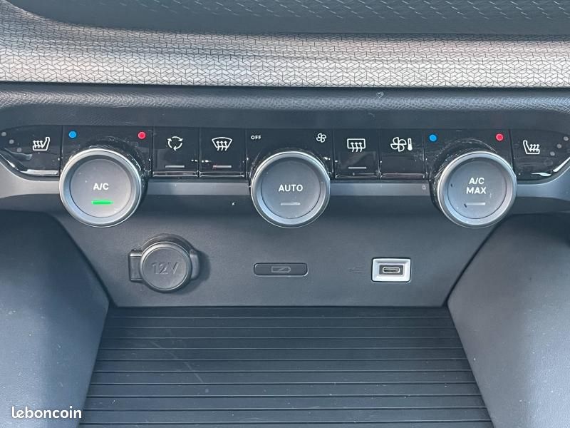 Citroen C5 X Essence 180 Shine EAT8 Caméra Régulateur Adaptatif GPS Radar AV CarPlay (image 25)