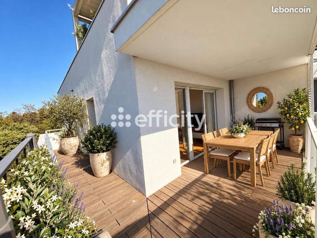 Appartement 4 pièces 77 m² · à Bron · 77 m² · 281 000 €