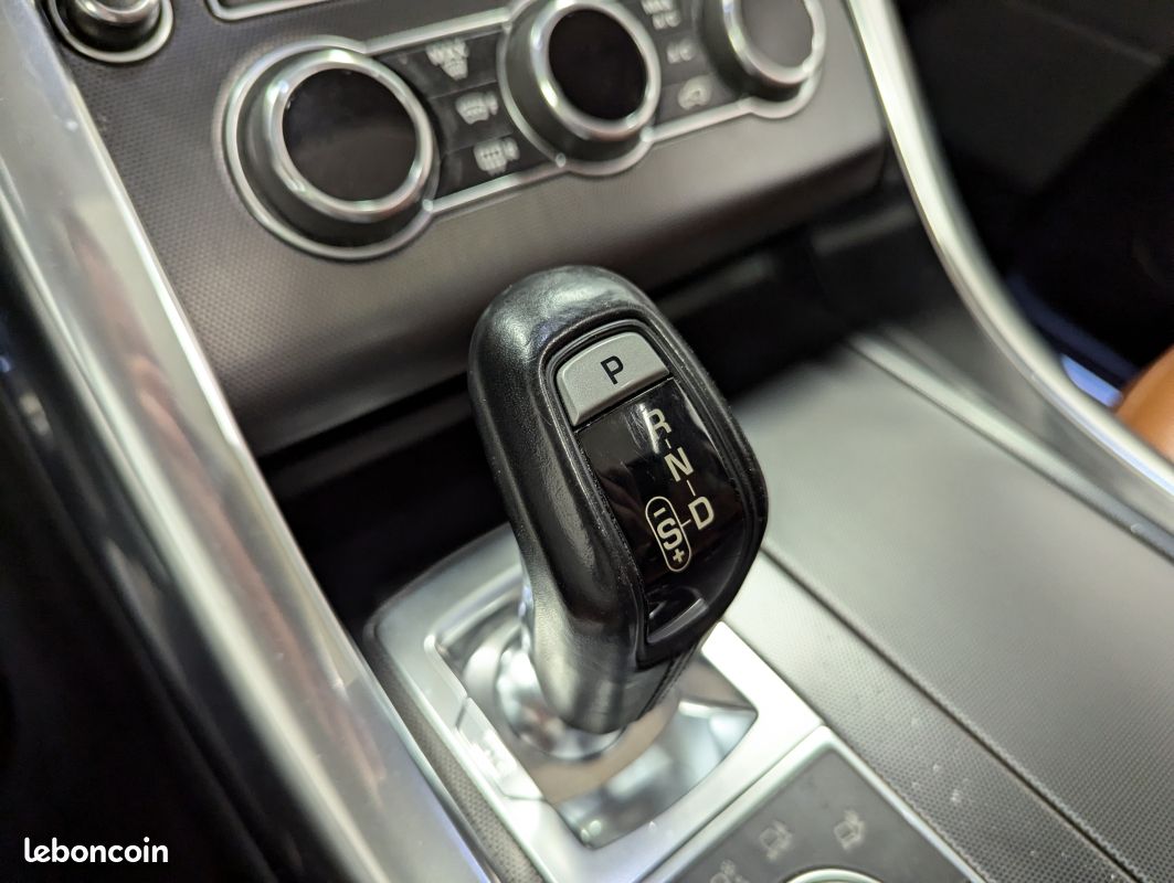 LAND ROVER Range Rover Sport MARK VI 3.0 340 CH HSE DYNAMIC + TOIT OUVRANT (image 23)