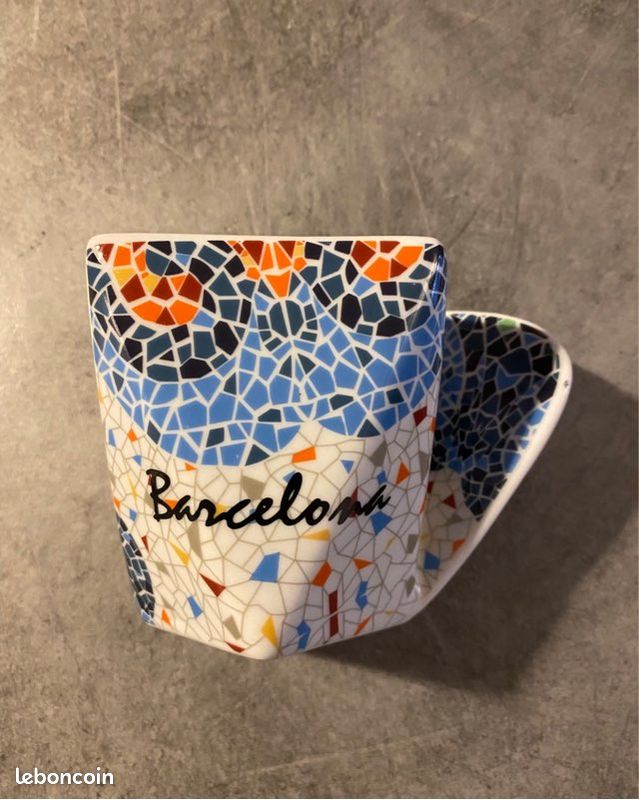 Mug Gaudi (image 1)