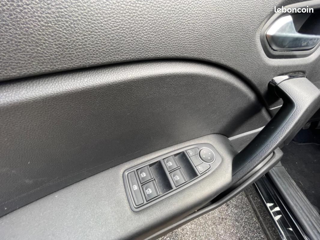 Renault Captur TCe 90 Evolution (image 11)