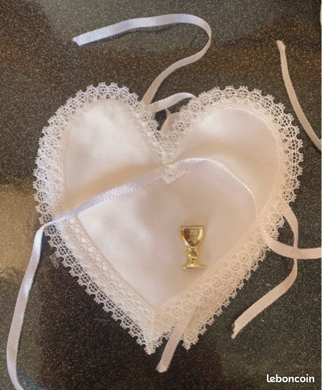 Joli cœur pour communion (image 1)