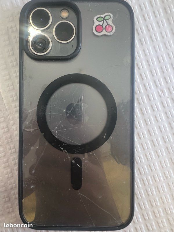 IPhone 13 Pro Max à vendre ou échange (image 5)