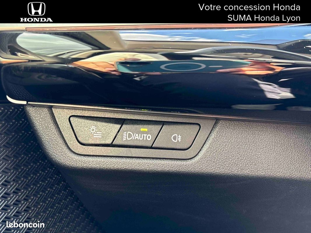 BMW X1 sDrive 18i 136ch DKG7 xLine First Edition (image 23)