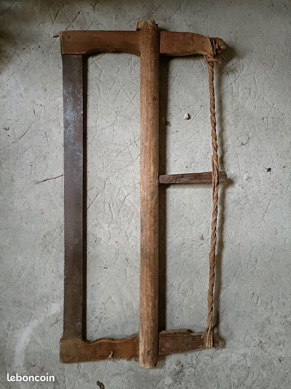 Scies anciennes en bois (image 10)
