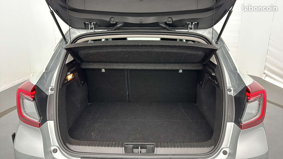 Renault captur e tech plug in 160 intens (image 15)