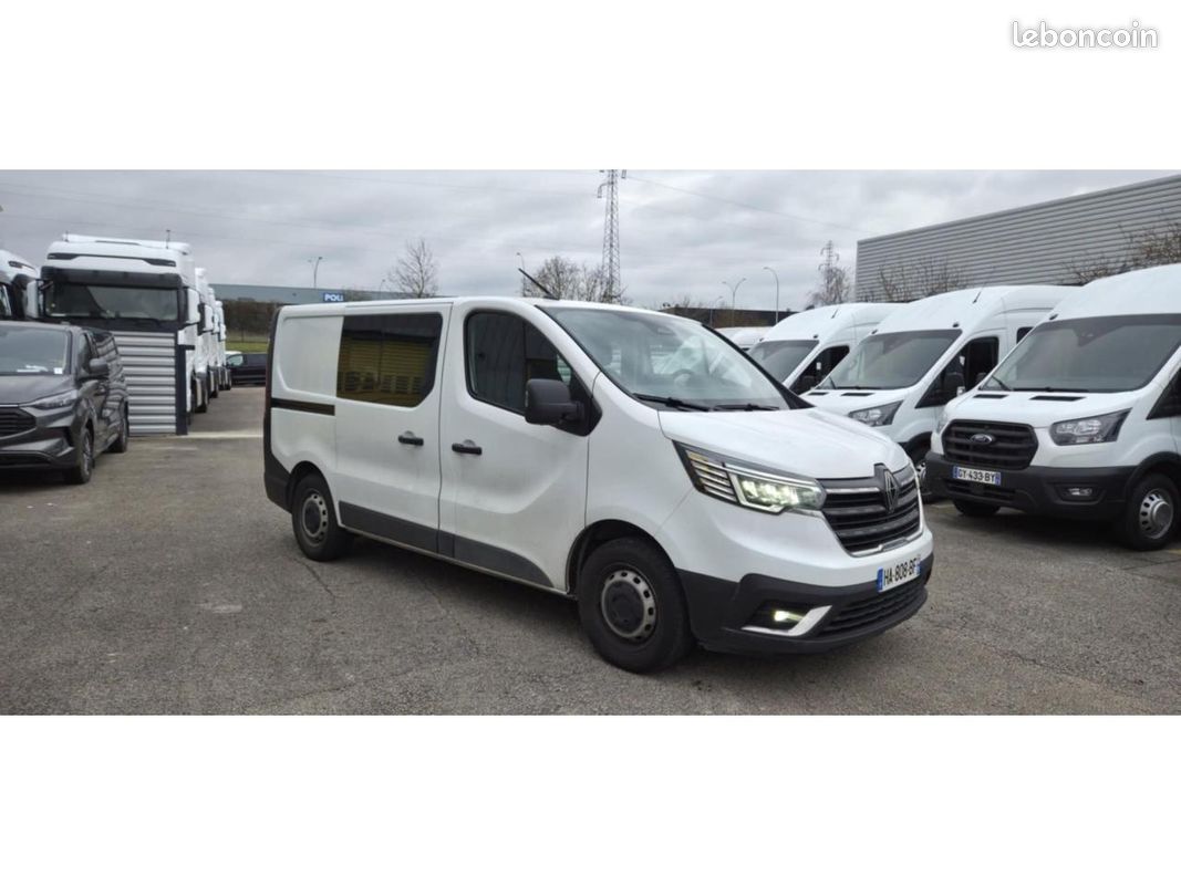 RENAULT TRAFIC L1H1 3000 Kg 2.0 Blue dCi - 130 III CABINE APPROFONDIE Confort (image 9)