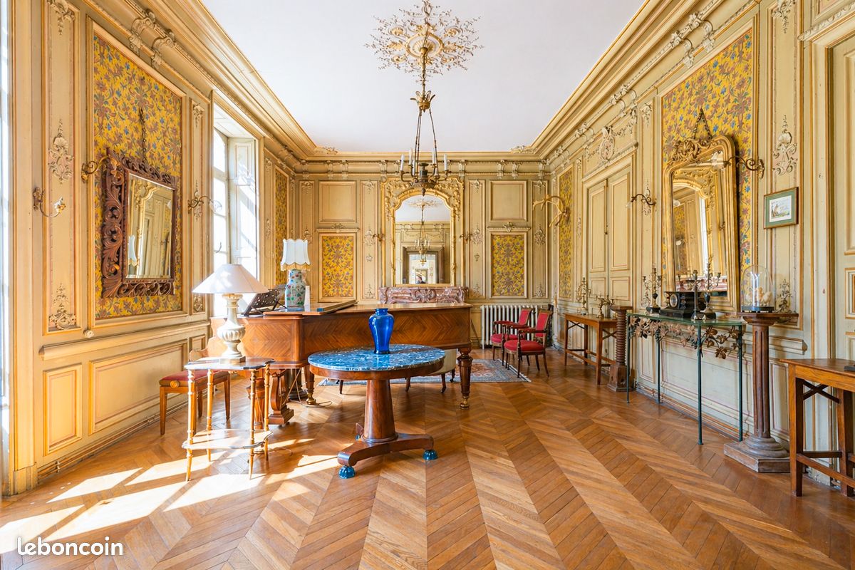 Maison 16 pièces 400 m² · à Le Mans · 400 m² · 395 000 €