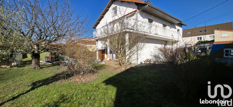 Maison 7 pièces 205 m²