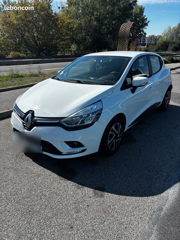 Renault Clio IV 1.5 dCi 75 – 159 621 km – Société (image 1)