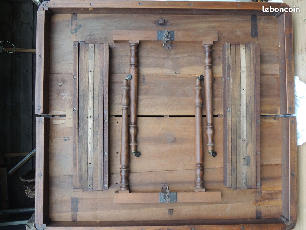 Table ancienne (image 2)