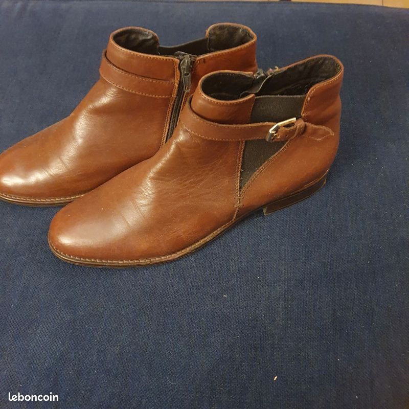 Paire de bottines, boots marron (image 2)