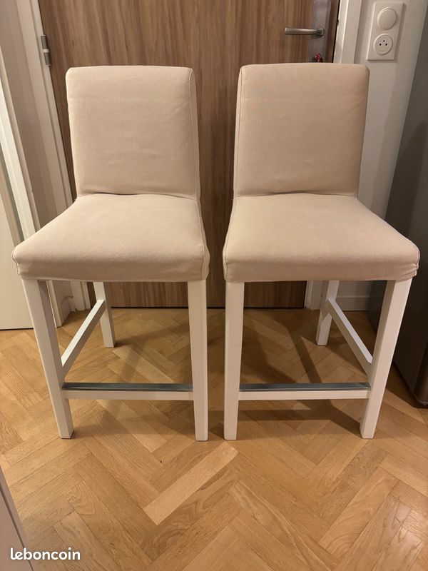 Lot de 2 chaises de bar IKEA (image 1)