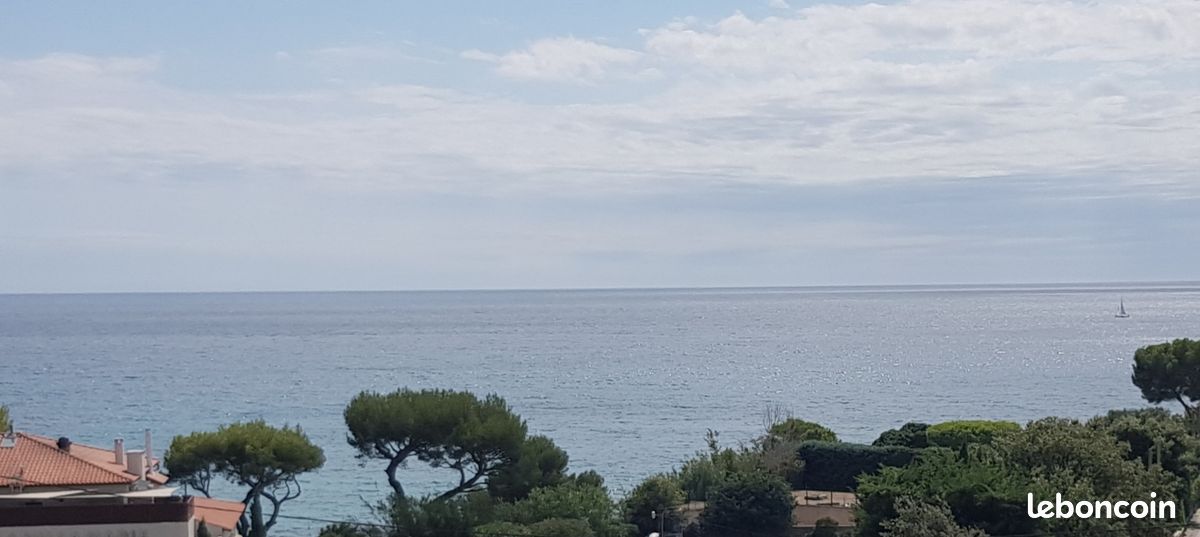 Appartement 3 pièces 79 m² · à Cassis · 79 m² · 1 556 €