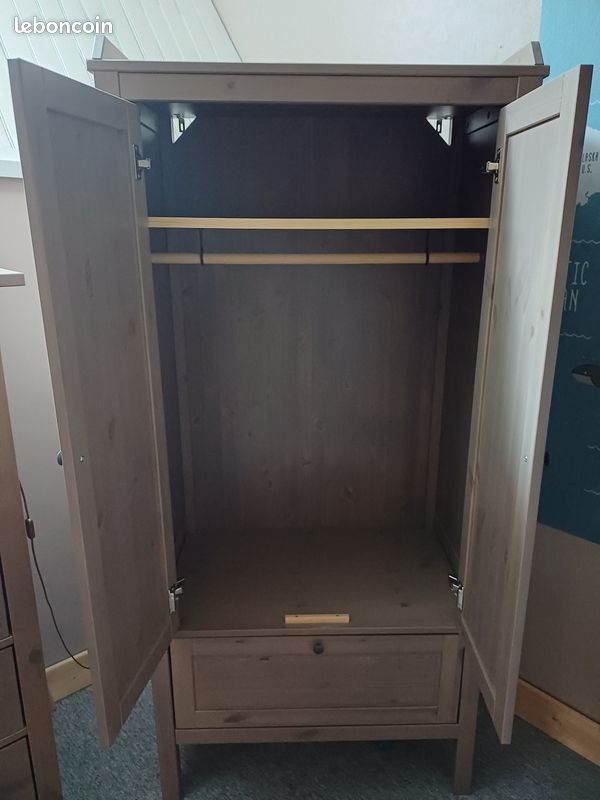 Lit et armoire assortis chambre enfant (image 6)