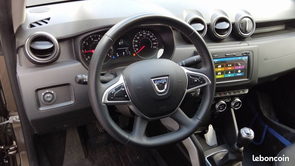 DACIA Duster Blue dCi 115 4x4 Prestige (image 13)