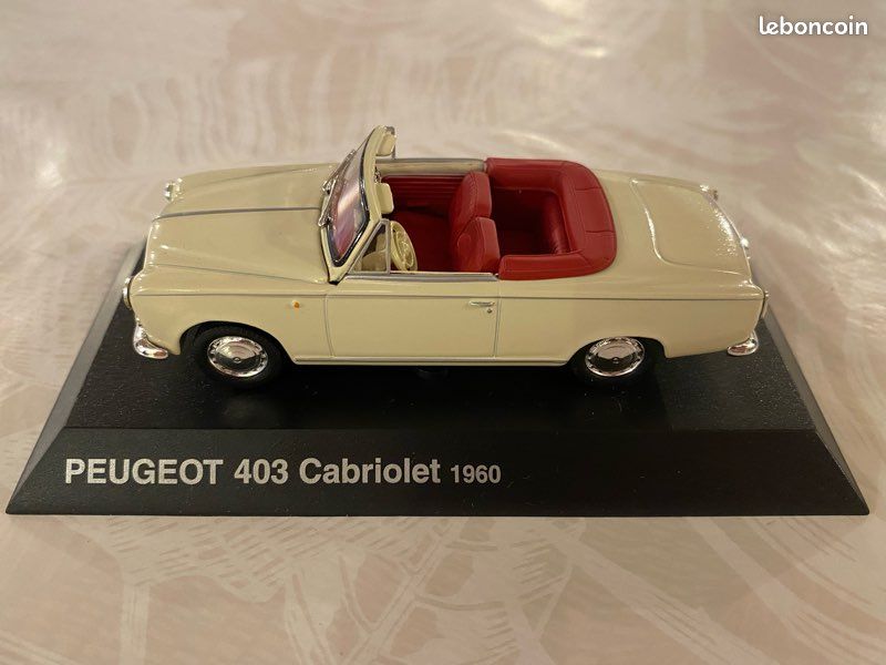Véhicules miniatures gris NOREV en plastique Peugeot