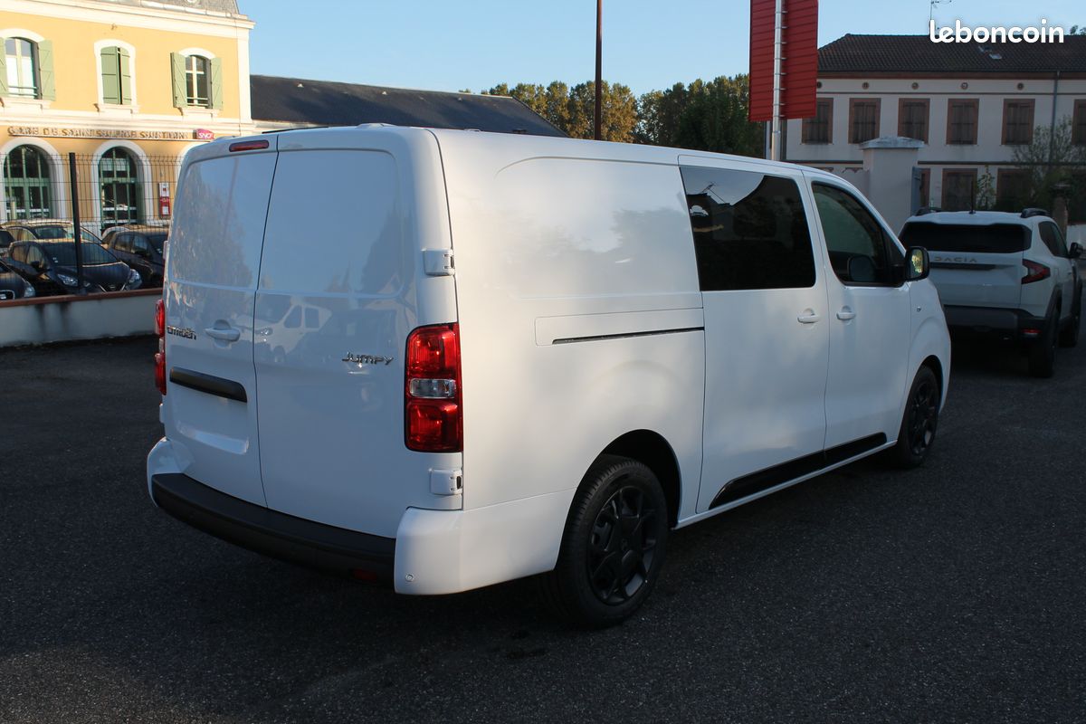 Citroën Jumpy III Fg Cabine approfondie 6 Places XL Blue HDI 180 S&S EAT8 Full équipés GPS, Caméra de recul, Habillage, boisPack Look, 2 Portes latérale, Full Led sortie 27/06/2025 - 10 Kilomètres (image 2)