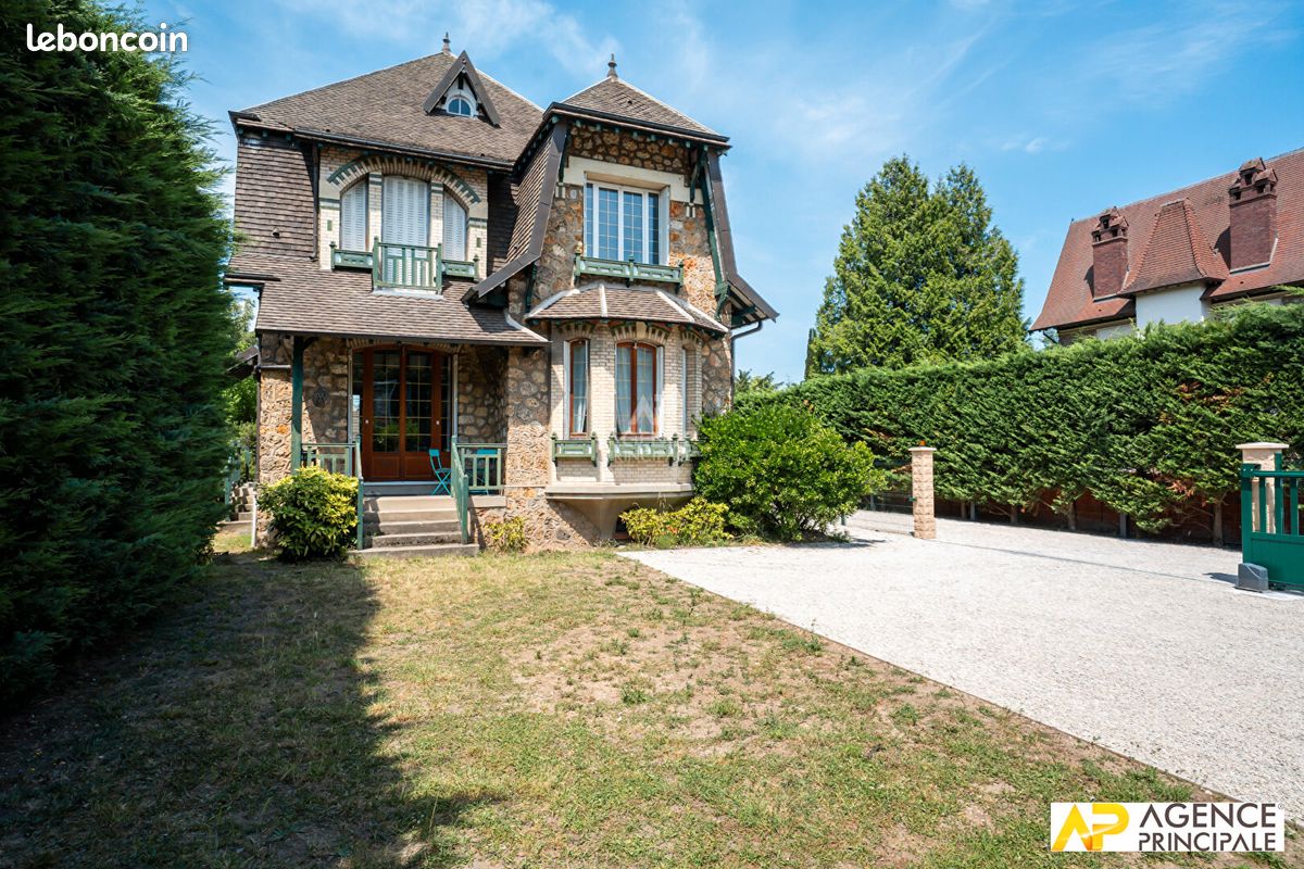 Maison 7 pièces 160 m² · à Maisons-Laffitte · 160 m² · 999 000 €