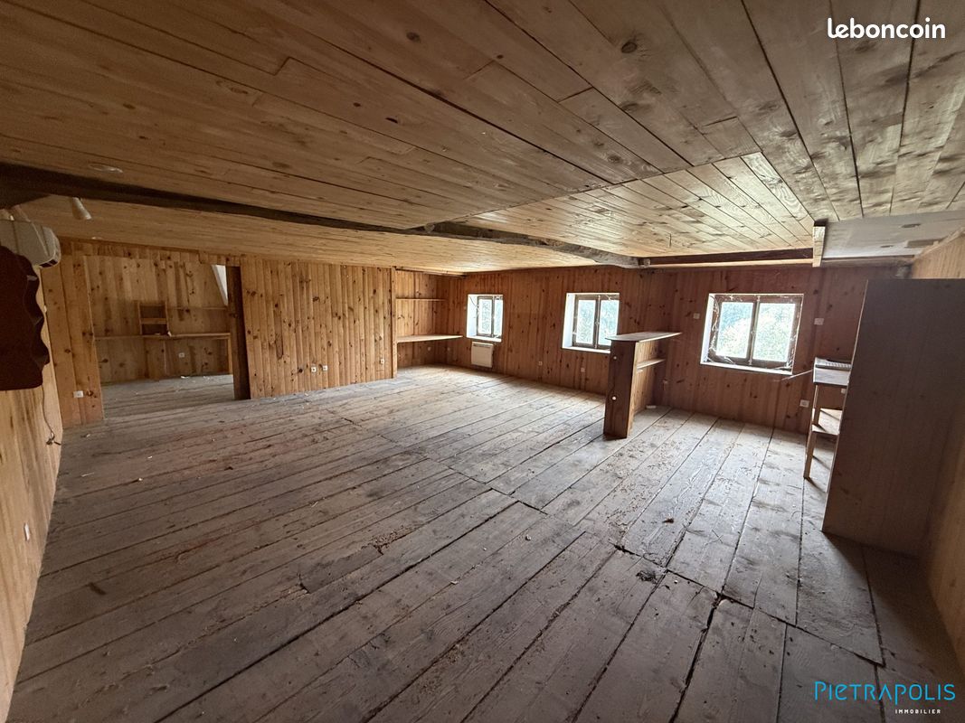 Appartement 2 pièces 60 m² · à Montmerle-sur-Saône · 60 m² · 90 000 €