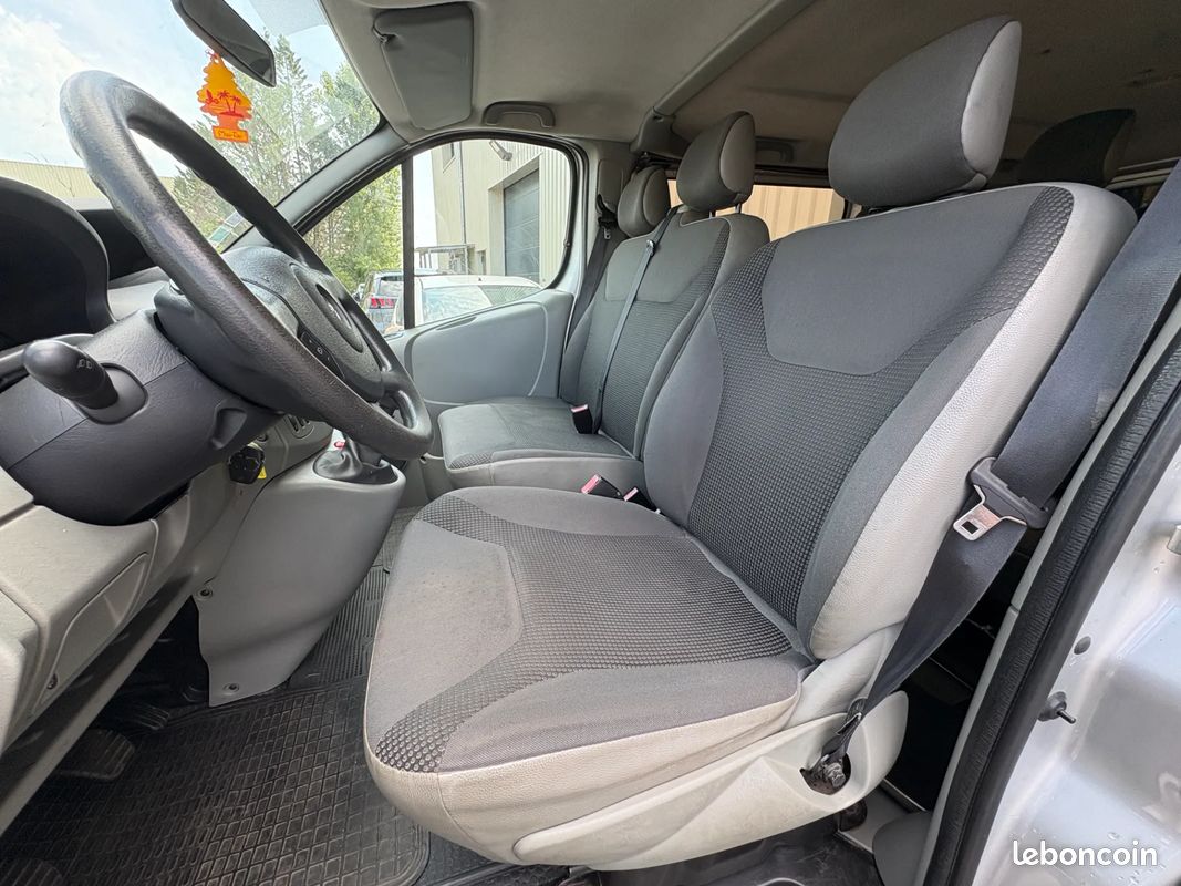 OPEL Vivaro Combi 2.0 D 90ch C1 Pack Clim - 2011 - 209 248 km (image 6)