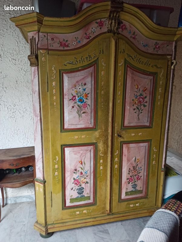 Vends Jolie Armoire Ancienne Peinte (image 1)