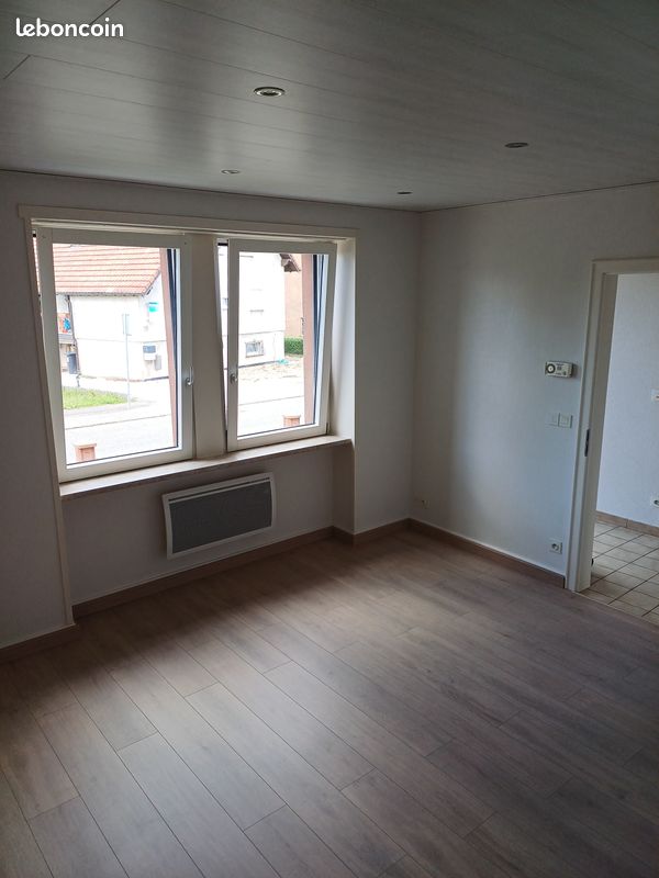 Appartement 3 pièces 87 m² · à Adamswiller · 87 m² · 690 €/mois