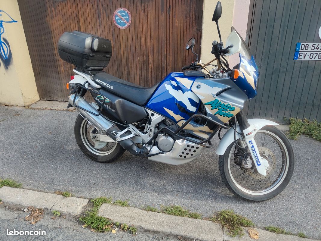 Africa twin (image 2)