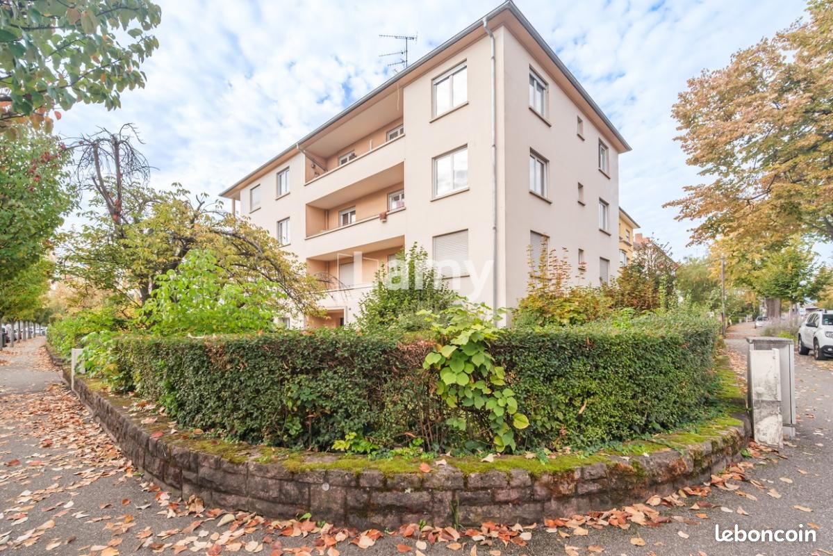 Appartement 4 pièces 90 m² · à Colmar · 90 m² · 140 000 €