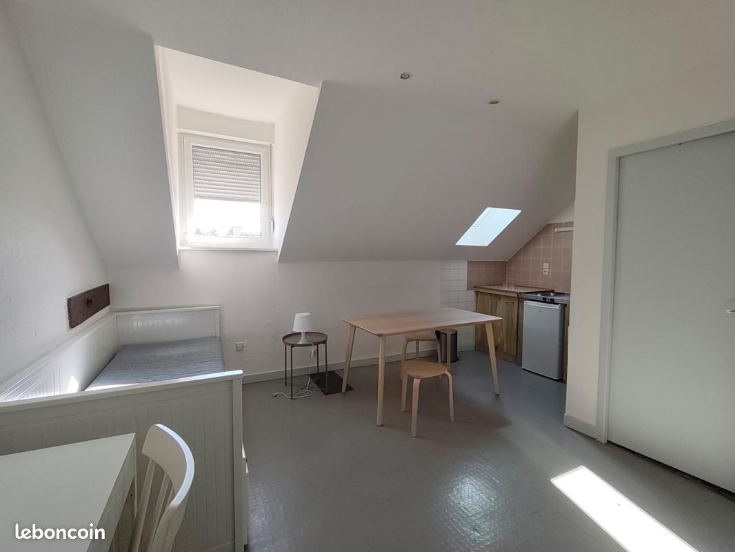 Appartement 1 pièce 18 m² · à Belfort · 18 m² · 330 €