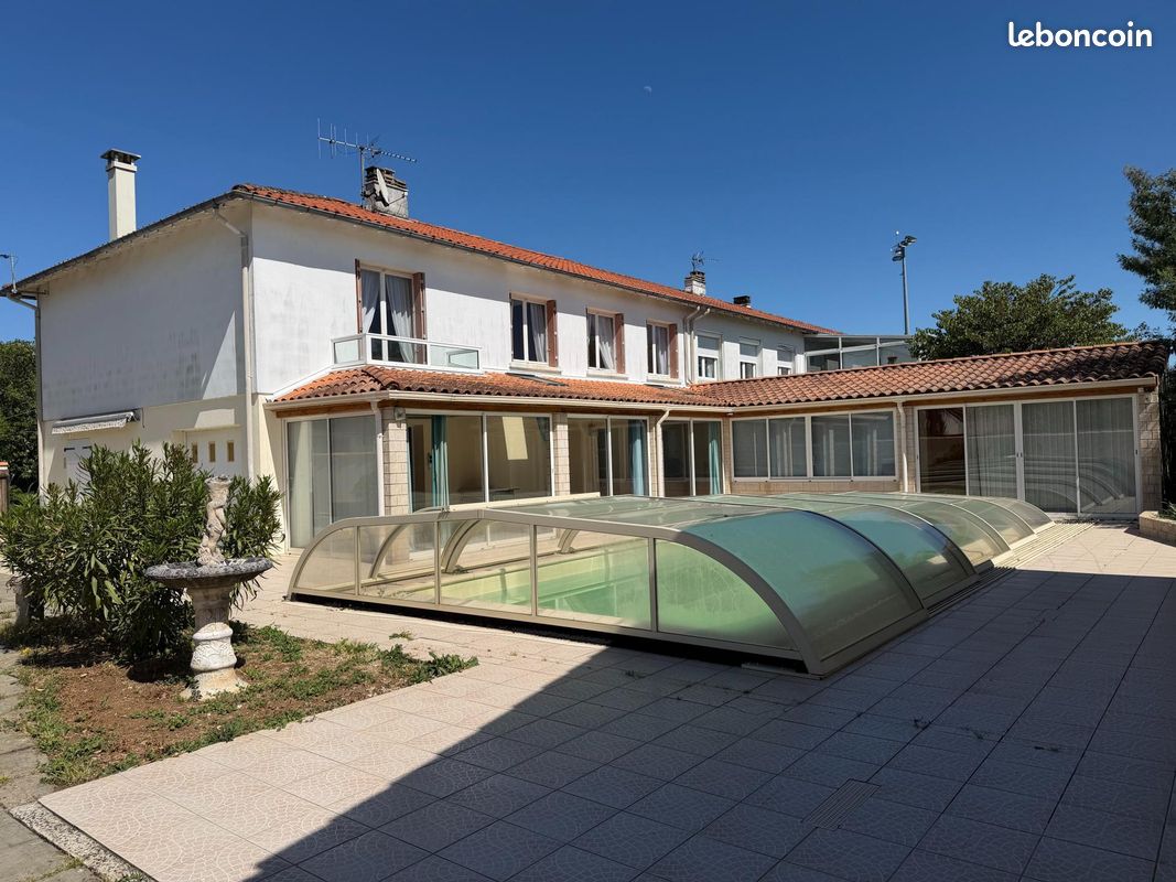 Maison 7 pièces 153 m² · à Chauray · 153 m² · 262 500 €