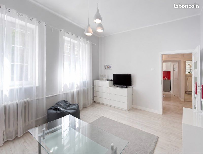 Appartement 3 pièces 65 m² · à Les Hôpitaux-Neufs · 65 m² · 1 050 €