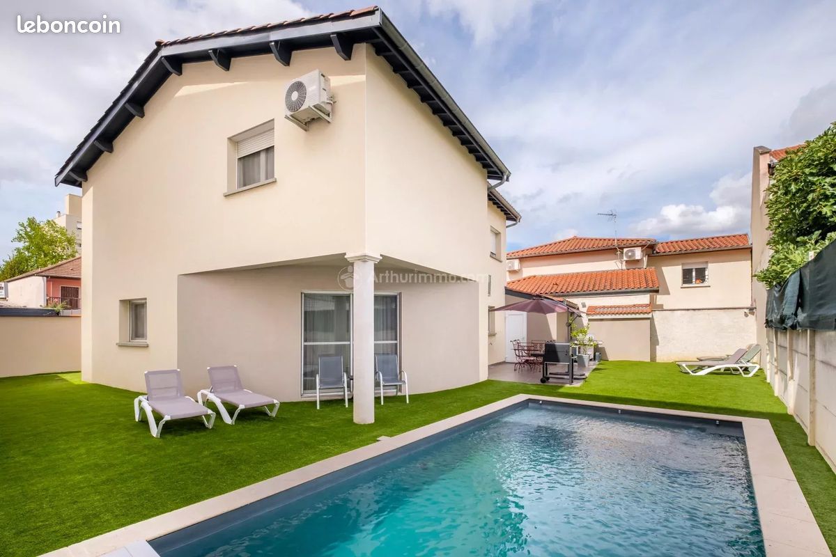 Maison 6 pièces 170 m²