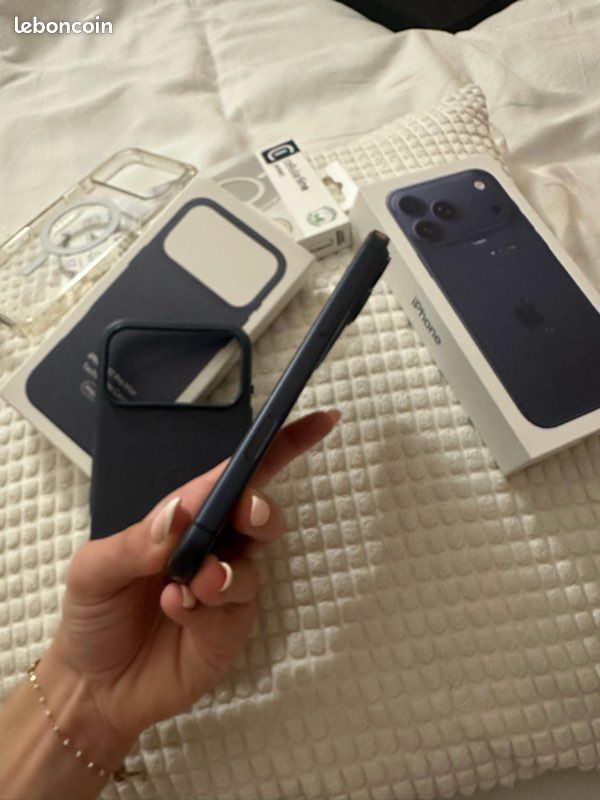 IPhone 17 pro Max (image 3)