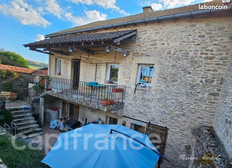 Maison 4 pièces 116 m² · à Saint-Seine-l'Abbaye · 116 m² · 190 000 €