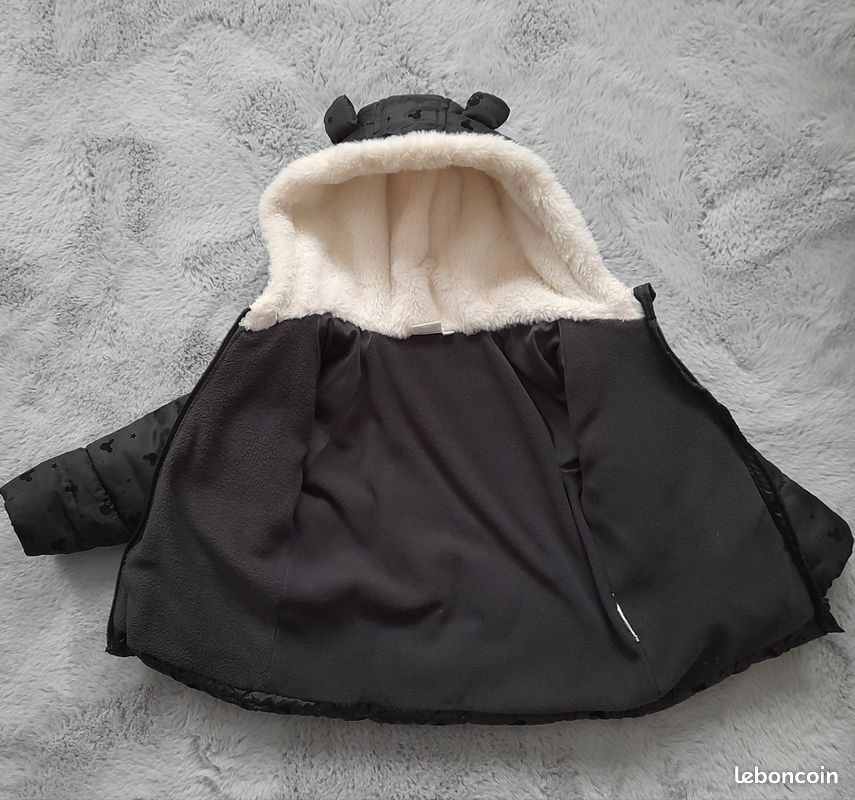Une doudoune fille noire minnie (image 2)