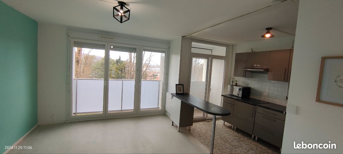 Appartement 4 pièces 76 m² · à Neuville-sur-Saône · 76 m² · 930 €/mois