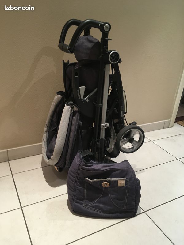 Poussette Peg Perego Pliko Switch Easy Drive Équipement bébé