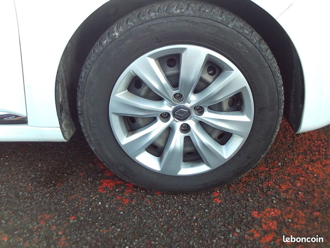 Renault CLIO V 1.5 BLUE DCI 85 CH ZEN BV6 5 PORTES (image 13)