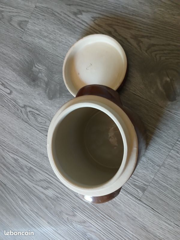 Pot (image 4)
