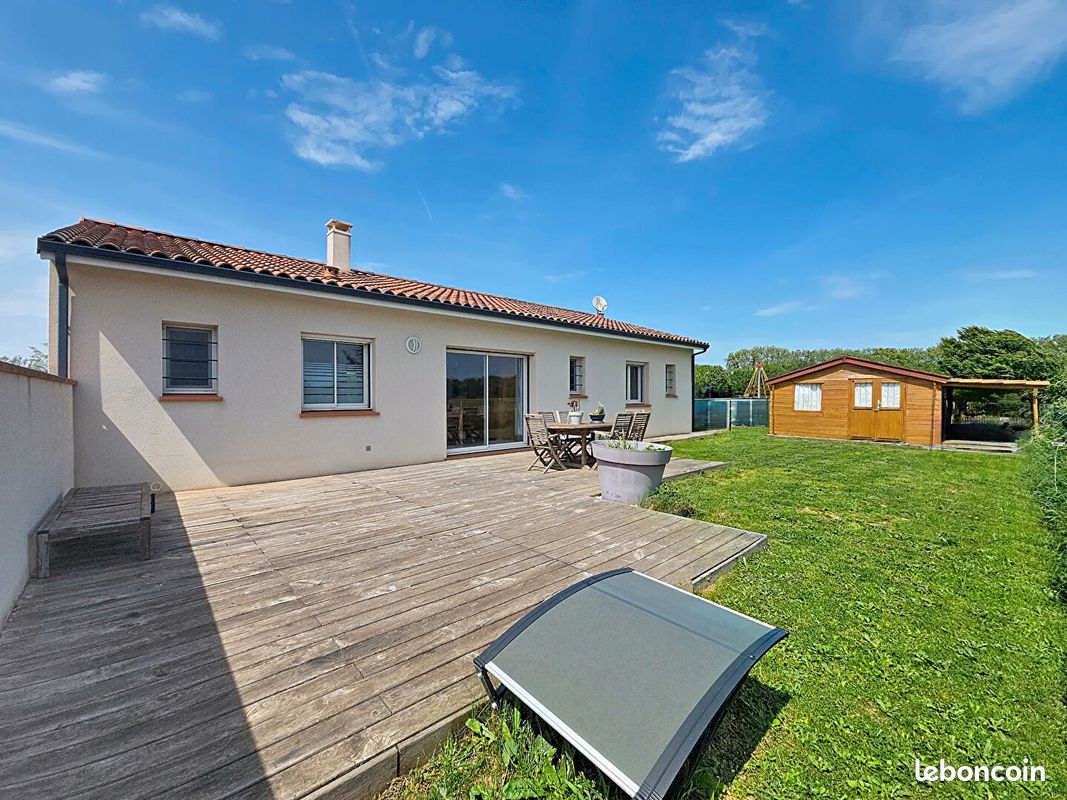 Maison 4 pièces 101 m² · à Péchabou · 101 m² · 379 000 €